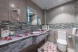 N Platinum Hotel image 29